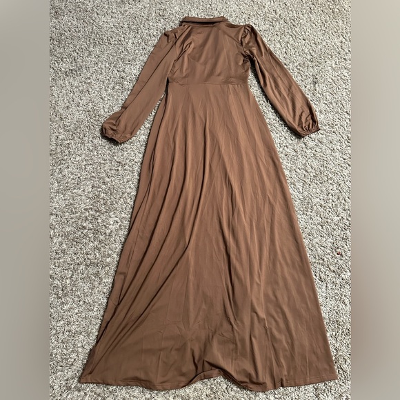 NWOT LONG BROWN DRESS WITH DOUBLE THIGH SPLITS - Picture 11 of 12